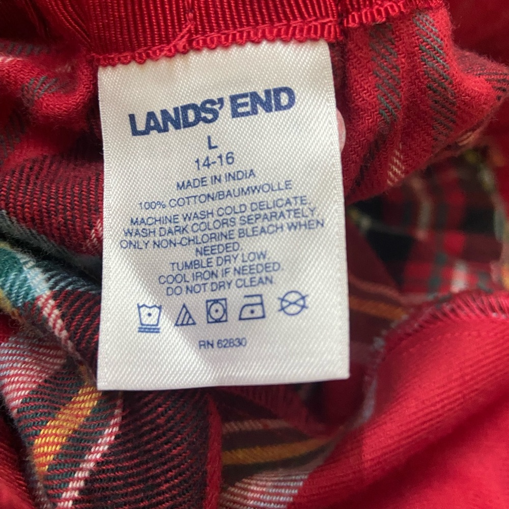 Lands End Flannel Pajama Set.Size - L - Picture 13 of 17